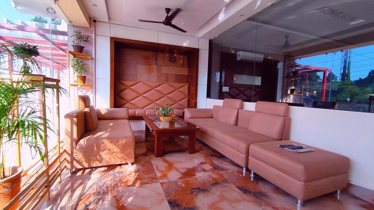 Spring Sky Haridwar By Shrigo Hotels Εξωτερικό φωτογραφία